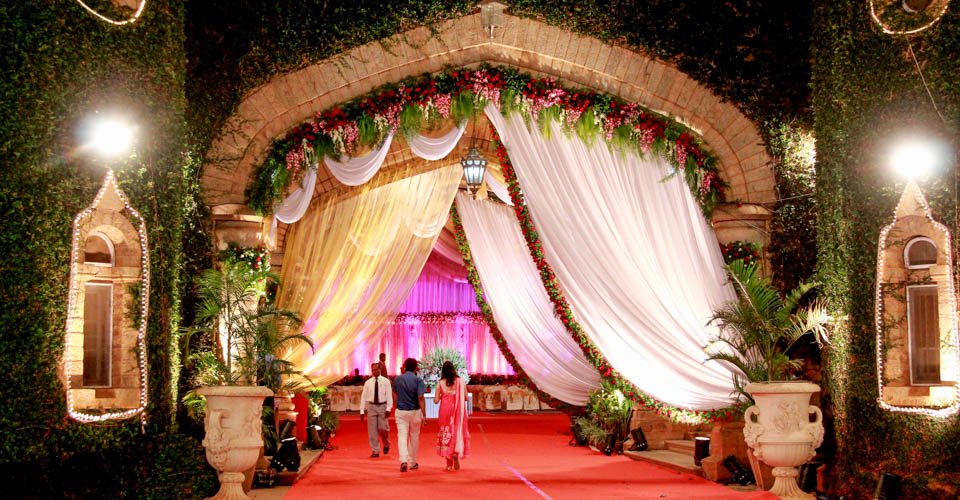 Marwari Wedding at Bangalore Palace. Design and decor by Divya Vithika Wedding Planners.